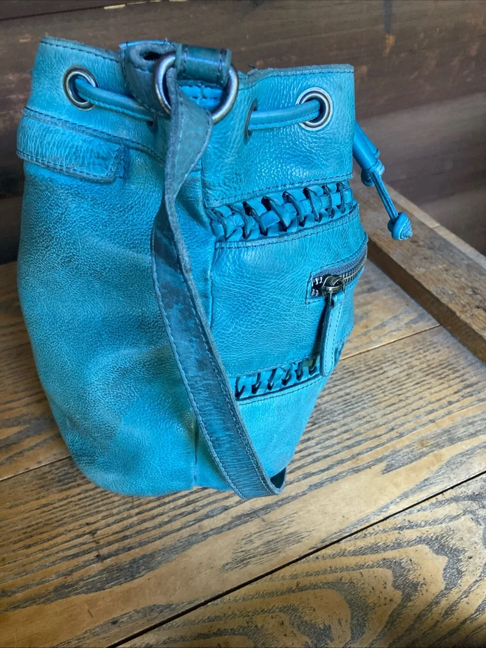 Vilenca Holland stylish teal